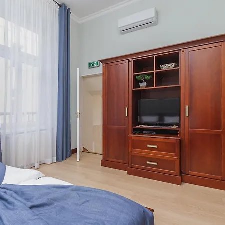 Elegant מלון דירות קרקוב