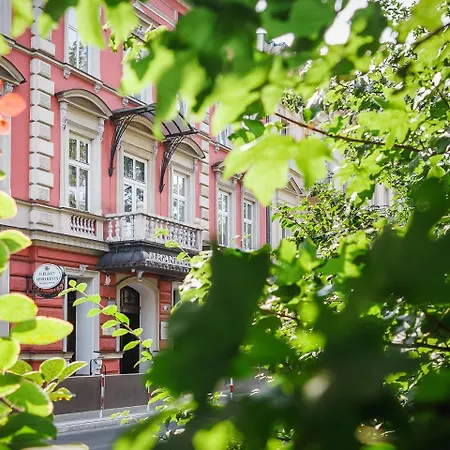 Elegant Aparthotel Krakov