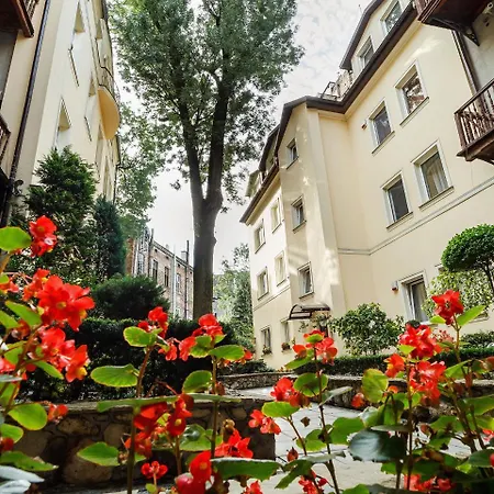 Elegant Aparthotel Krakov