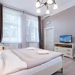 Ξενοδοχείο με διαμερίσματα Elegant