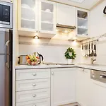 Elegant كراكوفيا