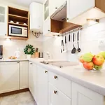Elegant شقة فندقية