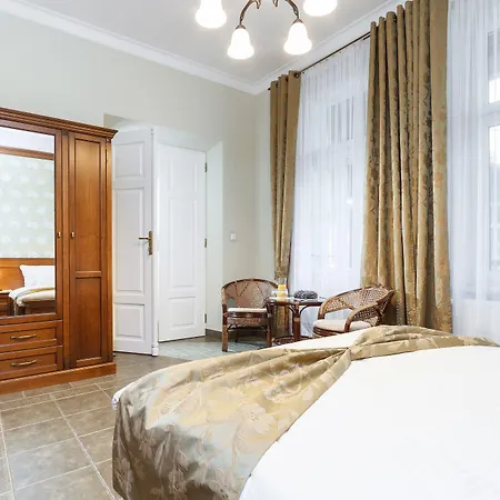 Apart-hotel Elegant 4*